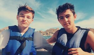 Kyson Facer Instagram - Happy birthday to my best friend for almost 2 years now! Wish I was there to celebrate with you! 18 BABY!!!!! 🎉🎉🎉