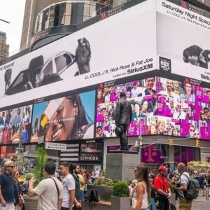 LL Cool J Instagram - You know what it is! @LLCOOLJ - #SaturdayNightSpecial featuring @fatjoe and @richforever song and video out now on all DSPs. If you’re in New York don’t miss the billboard looming large over Times Square and of course tune in to Rock The Bells Radio @siriusxm Channel 43 🔊🔊🔊 where we’ll have it in rotation all weekend long.

Times Square Billboard Art: @jenn_amaris @jaydin_lopez