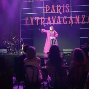 La Big Bertha Instagram - 🍉🪩 L’Oréal Summer Party 🪩🍉

Merci à @auditoire de nous avoir fait participer au dispositif exceptionnel de la Paris Extravaganza, à Porte de Versailles, devant près de 8000 personnes 🤩