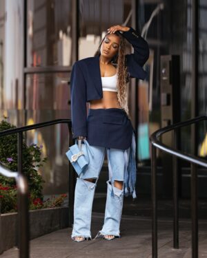 LaToya Tonodeo Instagram - giving them the blues 🩵💙

📸 @sonejr 
Makeup. @makeupbynani 
Styling. @iamharrisoncrite 
Hairstylist. @tropixbraids 
Hair. @lugoshair @bevycanbeabee
Look. @shopiammi 
Denim Jeans. @shop1of1sbyjolie 
Earrings. @sisterlovemjb 
Rings. @grownbrilliance @ladygreyjewelry 
Bag. @gedebe 
Shoes. @jessicarichofficial