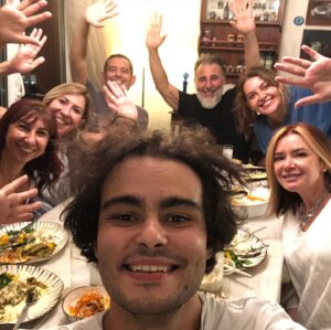 Lale Başar Instagram - Biz bize