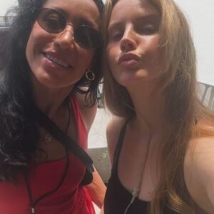 Lana Del Rey Instagram - Jesus, it’s hot. Just taking 10 minutes in the balcony.
Let’s go Fenway