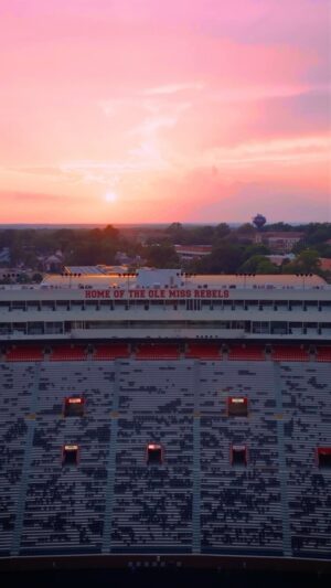 Lane Kiffin Instagram - Home is home 💙🏠

#ComeToTheSip