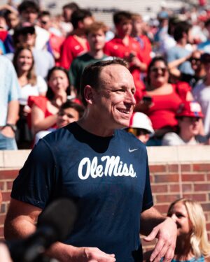 Lane Kiffin Instagram - THIS IS WHY HE’S THE GOAT 🐐

#HottyToddy