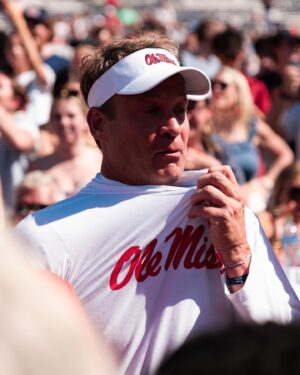 Lane Kiffin Instagram - THIS IS WHY HE’S THE GOAT 🐐

#HottyToddy