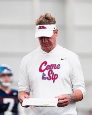 Lane Kiffin Instagram - Focus On The Now 🚫👿🪑🍽️

#ProMindset | #HottyToddy