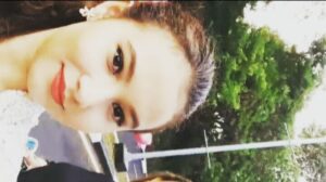 Larasati Nugroho Instagram - Genk.... tgl 31 yak hari Kumat eh Jumat jam 10 pagi di SCTV 💚 Ftv x ini beda cuy karna ini ftv ini hummmmm NONTON AJE DAH 😂😜🙏 MAAACIEWWWW CEMUAnaaaaaaaa..... Sunat

S
U
N
A
T 💣💥🙆
