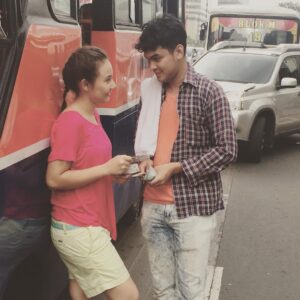 Larasati Nugroho Instagram - Yoyoooooooooyo lebak bulus pondok indah radio dalem 😜💉🚑🚍🚌 @ridwanghany #ftvsctv