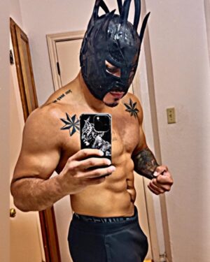 Laredo Kid Instagram - Las claves DISCIPLINA y RESILIENCIA 
 Seguimos avanzando para en cada evento darles  una gran lucha a toda la afición, cada quien tiene una historia que contar donde hemos pasado momentos difíciles gente que amamos ya no está a nuestro lado , problemas económicos , familiares o accidentes ,pero aún así estamos vivos y hay mucho por lo que puedes seguir avanzando y estar agradecido por poder compartir un día más con la gente que aún está con nosotros que nos ama que aún cree en nosotros , y seguir esforzándonos para darnos cuenta que todo vale la pena, que 
Nada Pueda Detenerte !!

#motivacion #buyazze #Garlo #oscuridad #ElAguilaDelRioBravo #NadaPuedeDetenerme 
@detras_del_luchador @mas_lucha @maskedrepublic @luchalibreonline @tnawrestling @luchalibretm @wwe @tnawrestling @dorianroldanaaa @luchalibreaaa @thecrashluchalibre @rompiendo_madres @iwrgluchalibre @luchalibre_elite