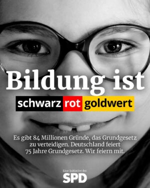 Lars Klingbeil Instagram - Menschenwürde. 
Freie Entfaltung. 
Gleichberechtigung. 
Religionsfreiheit. 
Meinungsfreiheit. 
Pressefreiheit. 
Ehe und Familie. 
Bildung. 
Versammlungsfreiheit. 
Vereinigungsfreiheit. 
Briefgeheimnis. 
Freizügigkeit. 
Berufsfreiheit. 
Privatsphäre. 
Recht auf Eigentum. 
Gemeinwohl. 
Staatsangehörigkeit. 
Asylrecht. 
Petitionsrecht. 
Demokratie. 
Grundrechtsschutz. 
 
Unser Grundgesetz wird heute 75 Jahre alt. Wir feiern mit. Und feiern die in unserer Verfassung festgeschriebenen Grundrechte, die das Zusammenleben in unserem Land erst möglich machen. Was verbindest du mit dem Grundgesetz und was ist für dich persönlich schwarz-rot-goldwert? Erzähl es uns in den Kommentaren und teile gerne die Kacheln auf deinen Kanälen. Den Link zum Runterladen gibt’s in unserer Bio und in der Story.

#75JahreGG #Grundgesetz