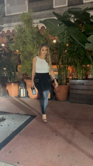 Larsa Pippen Instagram - Behind the scenes @fashionnova  Kiss and Make up seamless leggings
