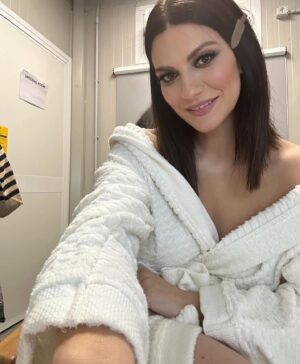 Laura Pausini Instagram - Riassunto di una settimana memorabile 
@andreabocelliofficial