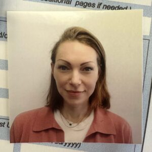 Laura Prepon Instagram - Welp, went to book some international travel and saw that my passport was expired… 😳 Time for a new passport photo! Orange really IS the new Black… #OITNB