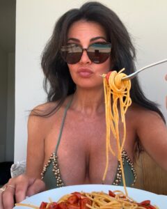 Actress Laura Torrisi HD Instagram Photos and Wallpapers August 2024