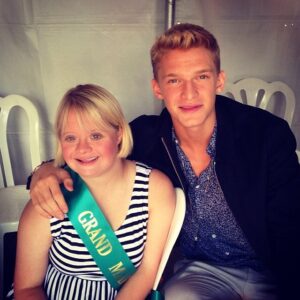 Lauren Potter Instagram - Man Crush Monday! Cody Simpson! He was sooo sweet at the New Horizons run/walk this weekend! #mcm