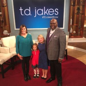 Lauren Potter Instagram - I'm on @TDJakesShow tomorrow! See what channel here: bit.ly/TDJWhereToWatch #tdjakesshow