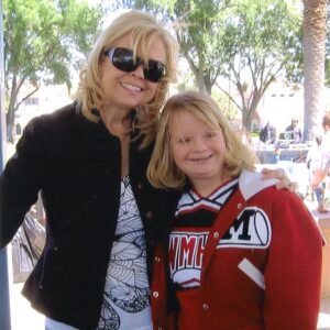 Lauren Potter Instagram - Happy Birthday to the most wonderful mom in the whole world. I love you so much!!!!!