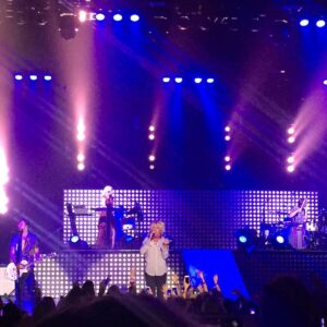 Lauren Potter Instagram - Anyone else rocking out to R5 tonight?!?