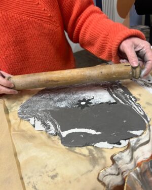Laurence Llewelyn-Bowen Instagram - Join us @llewelynbowen in Cirencester on Saturday 27 April for a very special Marbling with Clay workshop !!!

Grab one of the remaining spaces for a sumptuous afternoon of crafty creations in air dried clay chez LLB in the heart of the Cotswolds 🤩

You’ll learn how to make fabulous, on trend marbled trinket trays and dishes, while sipping tea, nibbling cakes and enjoying some banter with Sarah P & LLB!!

You’ll take away your marbled masterpieces at the end of the afternoon, along with a beautiful new skill that even beginners can master 💪🏾

Bookings open now: relovedmanchester.com

#cotswoldslife #cotswoldstyle #marblinginclay #marblingart #mycreativebiz #springcrafts #myhousethismonth #eclecticdecor #marblingstudio #creativeworkshop #creativeart #pottyaboutpottery #ceramicsofinstagram #ceramicstudio #ukceramic #diyhomedecor #cotswoldsculture #craftworkshop #eclectically_made