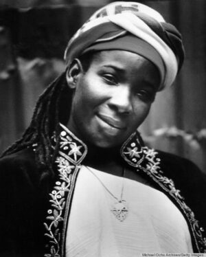 Lauryn Hill Instagram - Happy Belated Birthday to the BELOVED and BEAUTIFUL Mama / Grandma / Queen Rita Marley! We are grateful for YOU and for the garden of love and consciousness that you helped to nurture and cultivate. May God keep you in HIS grace in this season and always! We Love You!! ♥️🌹💗💕🌿💐🪻🌴🥭🪷🌷🌾🌻🌺🌹✨✨✨🎂🎶🎉