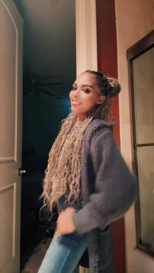 Lauryn McClain Instagram - 🚭🆓