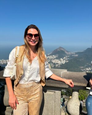 Lavínia Vlasak Instagram - # Tbt de um lindo e recente batizado num dos lugares mais lindos do mundo! Viva JF e família amada e querida! ❤️🥰

@melissajannuzzi