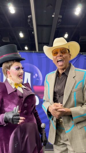 Lawrence Chaney Instagram - We loved seeing @rupaulofficial show love to @lawrencechaney at @rupaulsdragcon! ❤️

📸: @rickycornish

#dragrace #rupaulsdragrace #lgbt #pride #queer #dragqueen #rupaul #lawrencechaney #dragcon