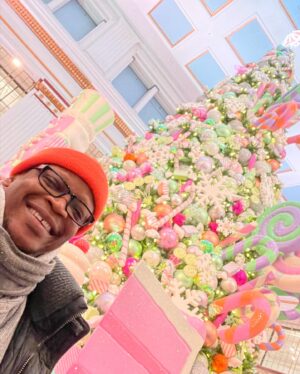 Lawrence Gilliard Jr. Instagram - Got in my car to take a day trip and ended up…guess where! My second favorite town! So I took in some sights! 1)Chicago theater! 2)Corn cob buildings! 3)Hancock building! 4)Tree at 900 Mich Ave Mall! 5)Tree at the Walnut Room! 6)Tree at Chicago Tribune 7)J.B.P. DuSable- Founder of Chicago 8)Magnificent Mile 9)Lake Michigan (One of my favorite places on earth!) 10)Tree at Millennium Park! #traveling #chicago #lakemichigan #lawrencegilliardjr #lgjrlifestyle #christmastime #daytripping