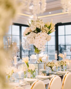 LeToya Luckett Instagram - ✨ANSWERED PRAYER✨

Decor || @floraeventi 
Cake || @whomadethecakehouston 
Ballerina || Kamryn (en pointe studios)
Venue || @letesserae 
Wedding planner || @harperevents 
Video || @sterlingpics 
Photographer || @haileygolich 

#Just2BColes2U
Grateful ✨
@taleo47