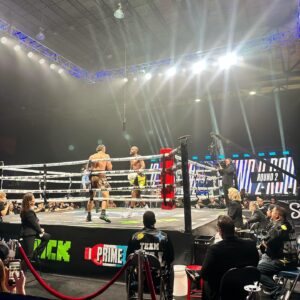 Le'Veon Bell Instagram - man what a night and BIG WIN ‼️🖤💛🐝🚀

thanks to everyone who came out, watched, supported, doubted, etc. I love you all! and thank you @misfitsboxing & @daznboxing for the platform to showcase my boxing abilities 🙏🏾 now on to the next one