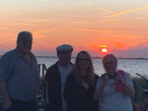 Lea Thompson Instagram - What a blessing to spend their 40th anniversary with both my brother Andrew and his wife @labsanthompson AND my sister @shannon.bzb and her husband Joe. Crazy!!! So many wonderful memories. Family is everything. #grateful #bigbrother #bigsisters