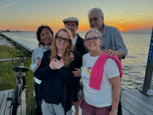 Lea Thompson Instagram - What a blessing to spend their 40th anniversary with both my brother Andrew and his wife @labsanthompson AND my sister @shannon.bzb and her husband Joe. Crazy!!! So many wonderful memories. Family is everything. #grateful #bigbrother #bigsisters