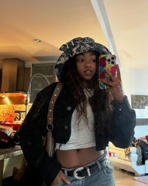 Leah Sava Jeffries Instagram - I think I love hats now. 

GOD first ☝🏽 

Then maybe hats..

Jkjk