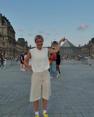 Leah Williamson Instagram - Summer. In beautiful cities with the people I adore x