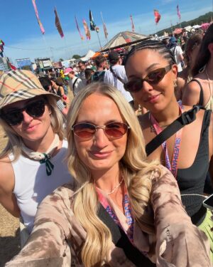 Leah Williamson Instagram - HumanKIND. 
Glastonbury, you were everything I hoped you’d be and more🤍☮️