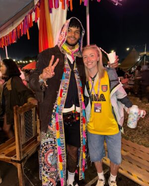 Leah Williamson Instagram - HumanKIND. 
Glastonbury, you were everything I hoped you’d be and more🤍☮️