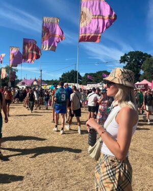 Leah Williamson Instagram - HumanKIND. 
Glastonbury, you were everything I hoped you’d be and more🤍☮️