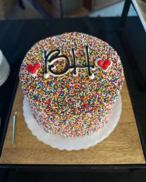 Lee Byung-hun Instagram - Thank you for celebrating my birthday.
#microsoftlounge