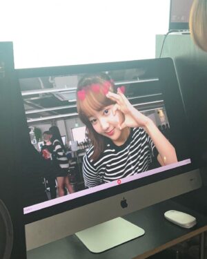 Lee Chae-Yun Instagram - 볼 콕 ! 🧏🏻‍♀️