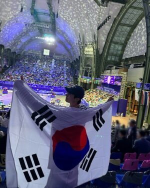 Lee Dong-wook Instagram - paris 2024