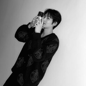 Lee Gi-taek Instagram - 빗길 조심 하세요 ☔️