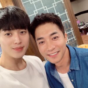 Lee Joo-Ahn Instagram - 감사합니다. 그리고 모두들 고생많으셨습니다.
#종방연 #구해줘2 #ocn