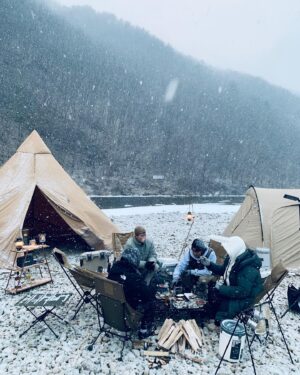 Lee Joo-Ahn Instagram - Bucket list.
Camping in SN❄️W