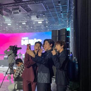 Lee Joo-Ahn Instagram - 작년 이맘때 촬영 끝낸 미라클🖤

#미라클 #miracle #ミラクル #rakutenviki 
인스타없는 #휘영 #명현우감독님