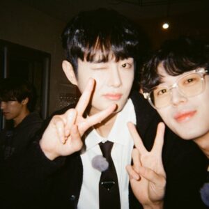 Lee Joo-Ahn Instagram - 요술램프 bro~

#요술램프 #김재중 #정한 #디노 #강희 #준피 #최석원 #이주안