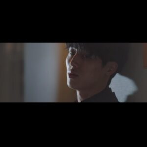 Lee Joo-Ahn Instagram - 스카이캐슬 연으로 조현탁 감독님께서 불러주셔서 설강화에 황태자로 잠시나마 참여했습니다. 감사합니다🙏

#snowdrop #설강화 #jtbcdrama #disneyplus #jisoo #junghaein #황태자