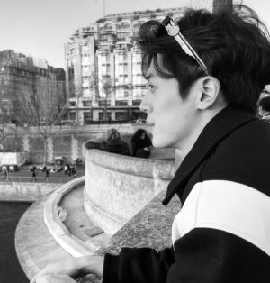 Lee Joo-Ahn Instagram - 아직도 #🇫🇷 인 척