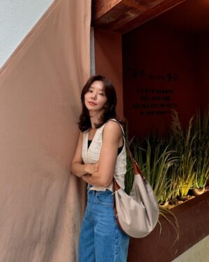 Lee Ju-bin Instagram - 살것같다아