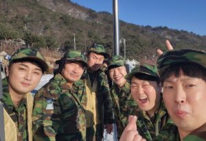Lee Jun-hyeok Instagram - #정말 #오래간만에#전투복 #춥고배고팠다 #^^#행복했습니당😍