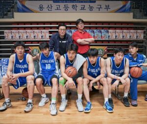 Lee Jun-hyeok Instagram - #리바운드#절찬상영중🎬 #지금달리세요 ~~~~#제~~발#leejunhyeok😎👊🤟